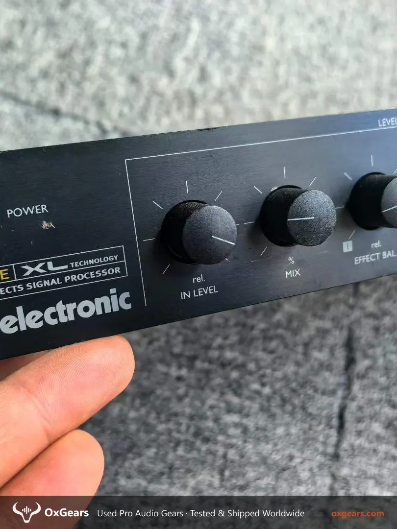 Electro-Voice XL ตัวประมวลผลสัญญาณ 2