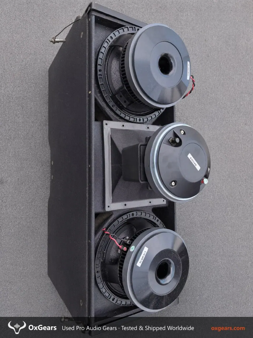 نظام مكبرات صوت Line Array من LA Audio 4