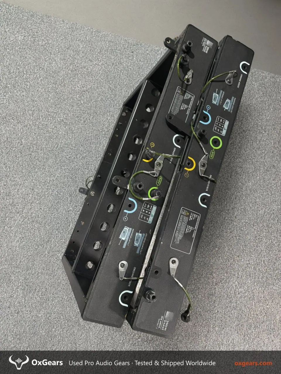 مكبر صوت Meyer Sound MINA من نوع Line Array 8