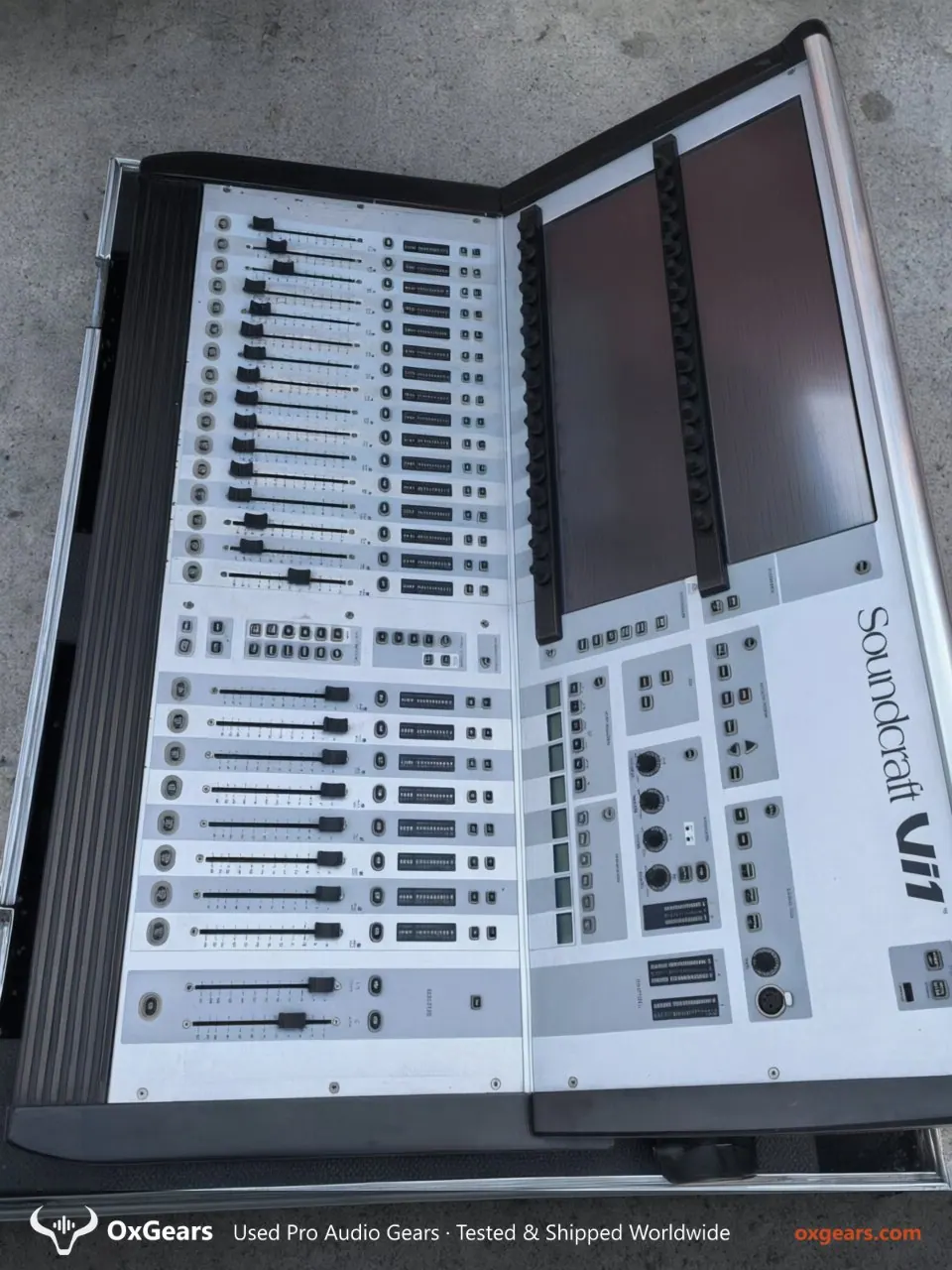 Consola de mezclas digital Soundcraft Vi1 5