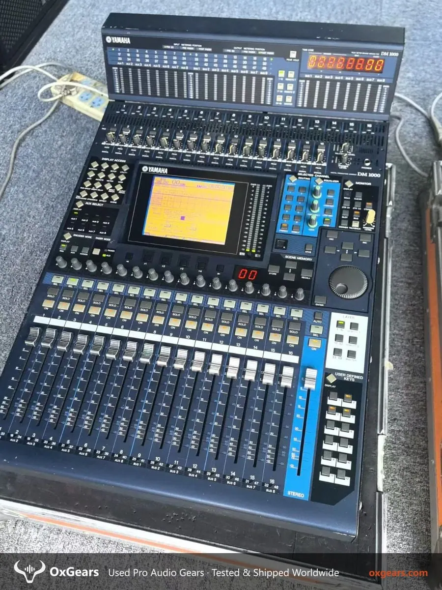 Máy trộn kỹ thuật số Yamaha DM1000